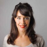 https://sarwatmakeuplounge.com/wp-content/uploads/2019/04/client-03-160x160.jpg